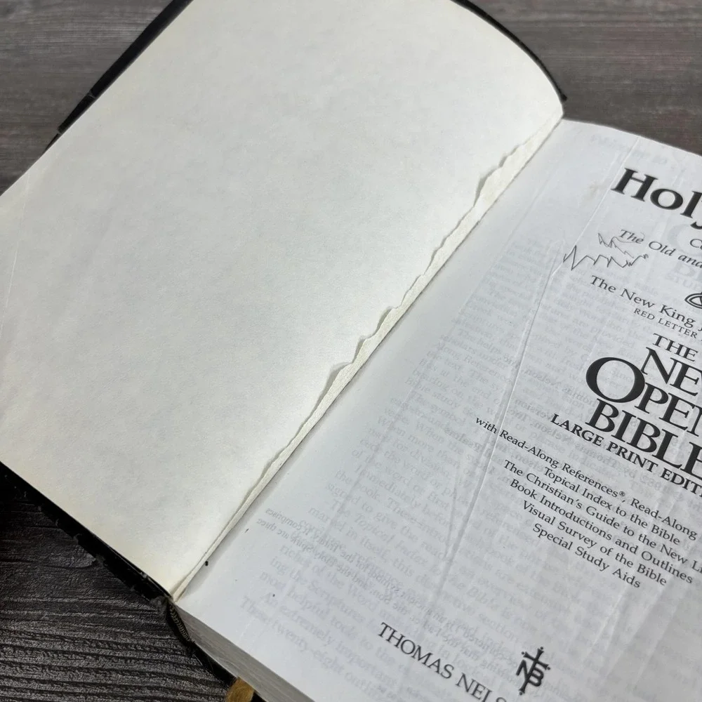 Holy Bible NKJV New Open Bible Study Large Print Black Bonded Leather Nelson